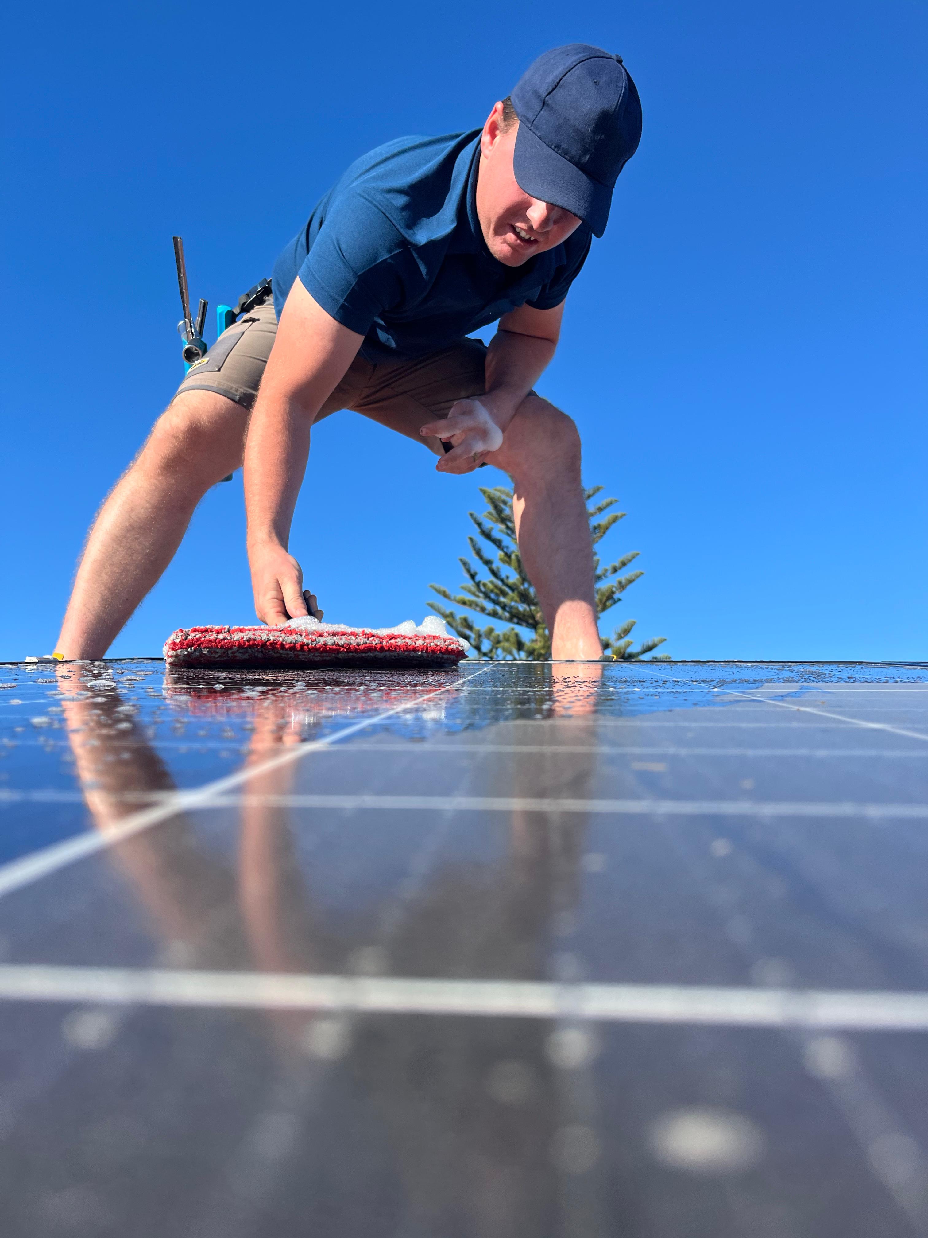 Solar panel cleaning in the Helderberg using pure deionised water